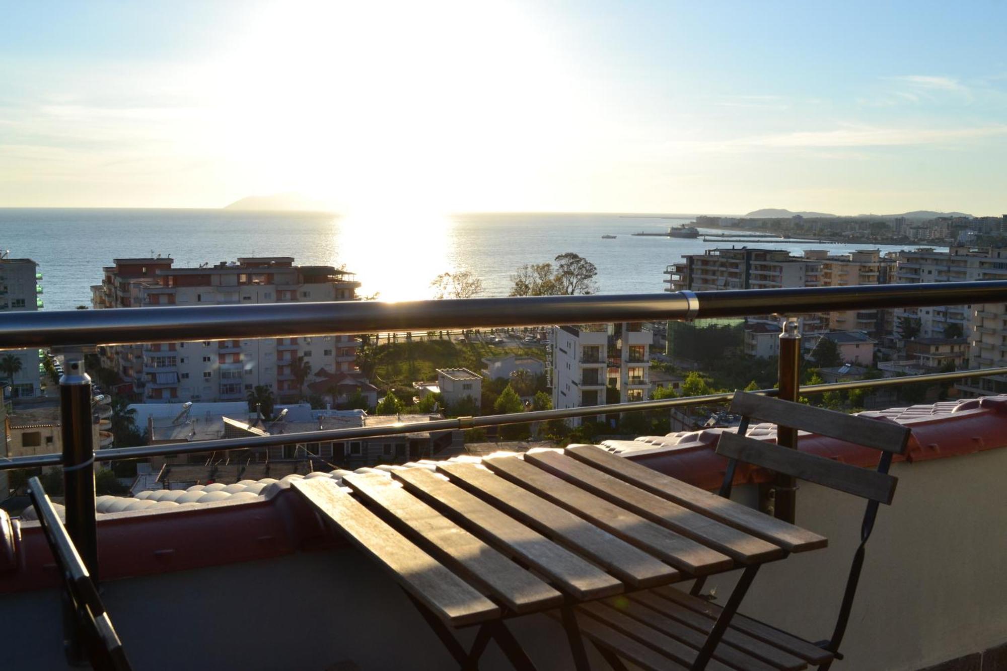 Seaview Penthouse Terrace & Private Garage Vlorë Eksteriør bilde