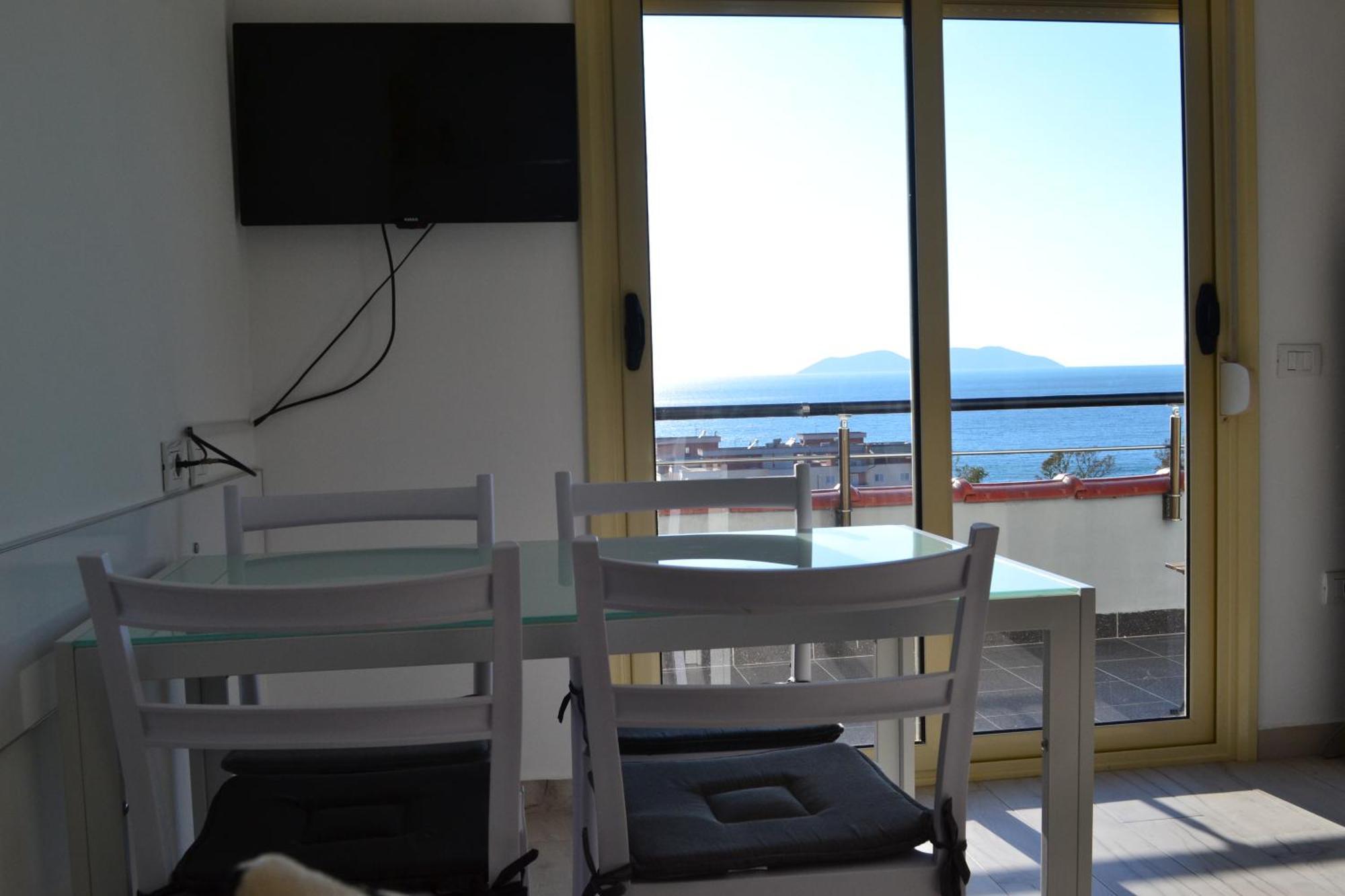 Seaview Penthouse Terrace & Private Garage Vlorë Eksteriør bilde