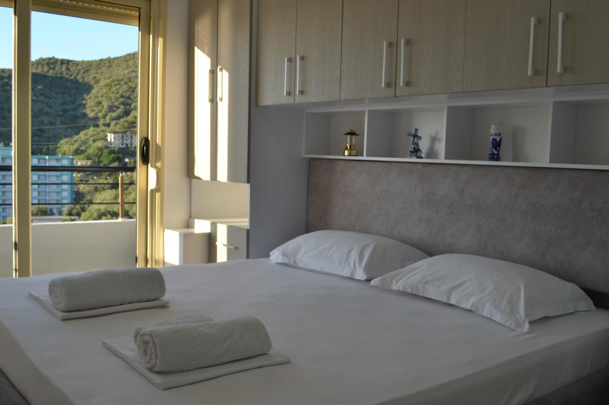 Seaview Penthouse Terrace & Private Garage Vlorë Eksteriør bilde