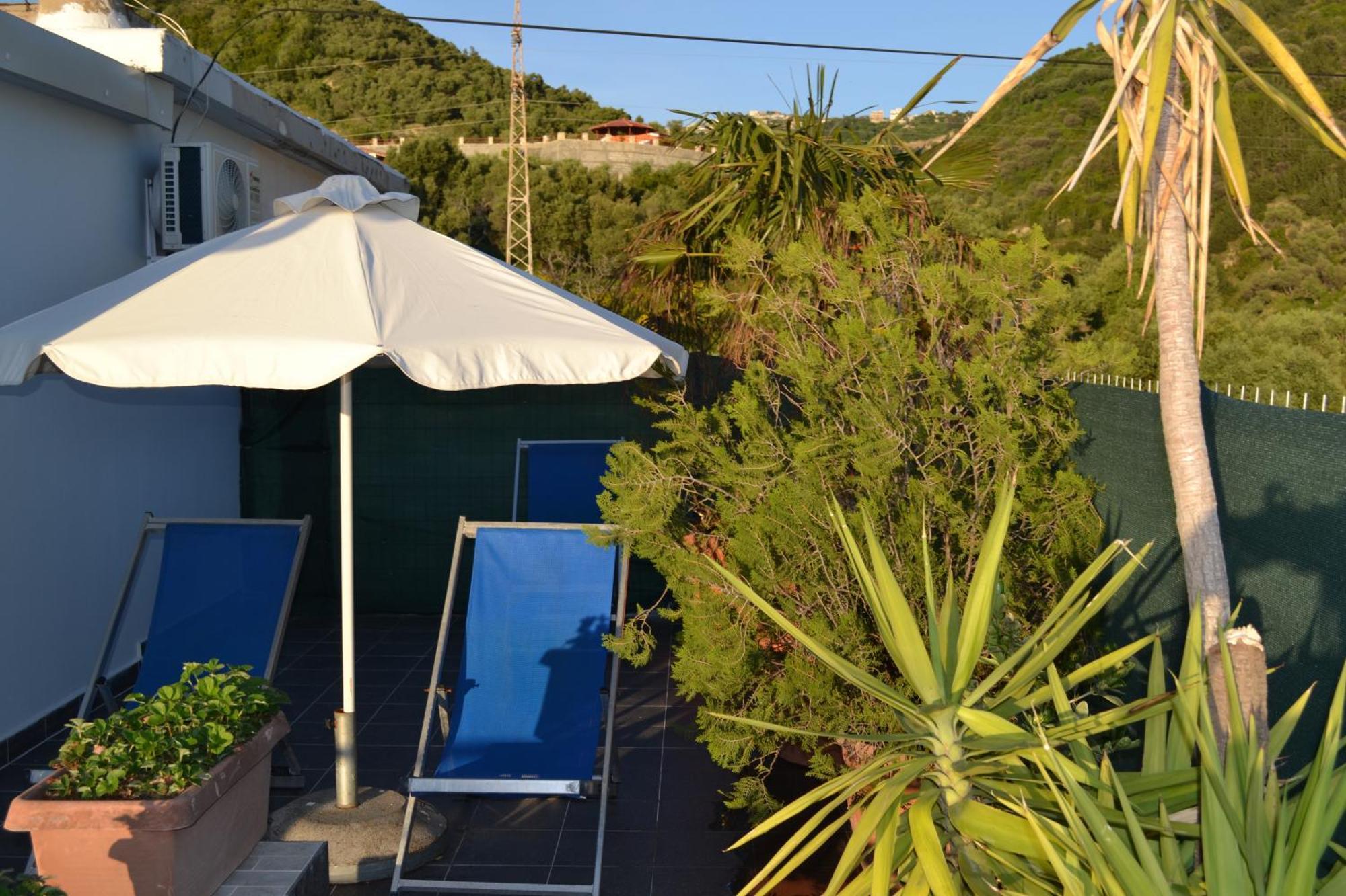 Seaview Penthouse Terrace & Garage Leilighet Vlorë Eksteriør bilde
