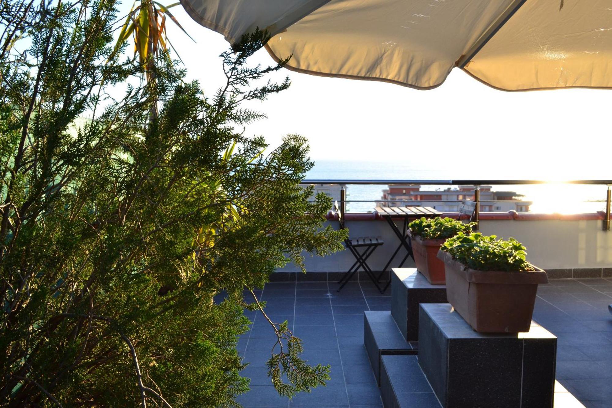 Seaview Penthouse Terrace & Garage Leilighet Vlorë Eksteriør bilde